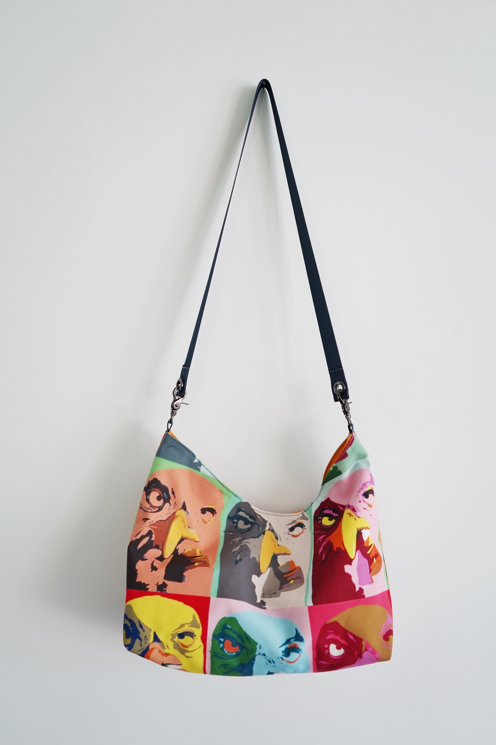 Seagull with Cig 3 accessory bag Flyn_Costello_Art